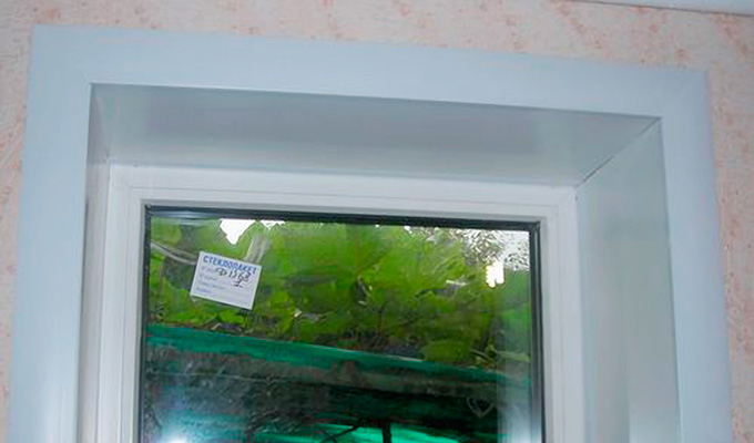 Установка пластика и утепление окна