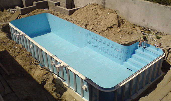 Подготовительный этап при строительстве бассейна