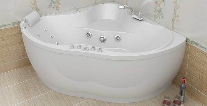 Угловая ванна – современный подход в обустройстве квартиры или дома
